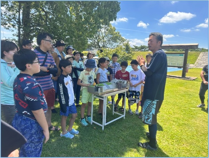 緑川の清流をとりもどす流域連絡会 緑川流域親子流域探検学習