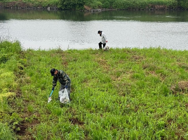 NPO法人みずのとらベル隊 加勢川河川清掃