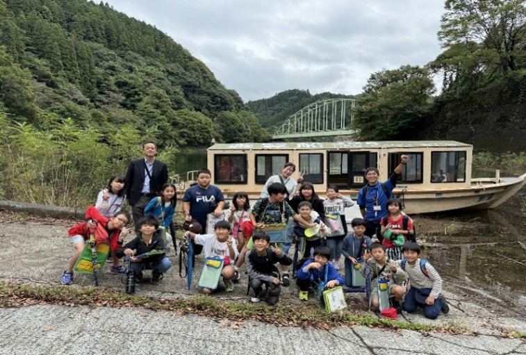 NPO法人ひた水環境ネットワークセンター 松原ダム学習（4年生）