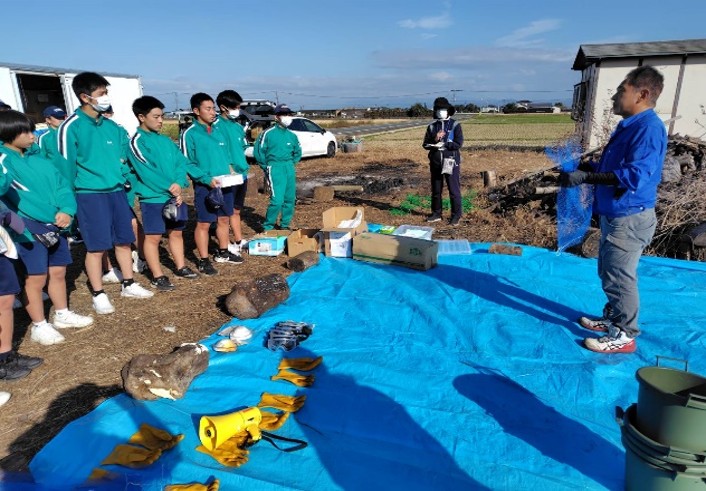NPO法人天明水の会 中学生　炭焼き体験