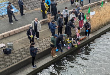 昨年の放流時の様子